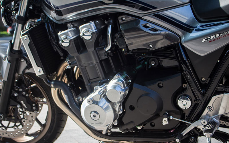 Honda CB1300SF 25th Anniversary giá gần 600 triệu tại Việt Nam